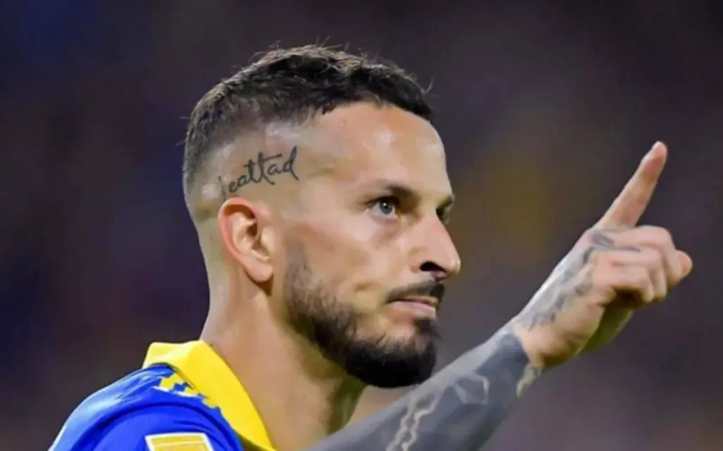Presentación de Darío Benedetto en el estadio Monumental de Guayaquil.