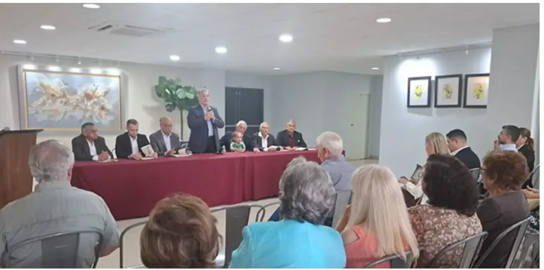 El libro preserva la historia y memoria cultural de Piedras Negras, relevante para futuras generaciones.