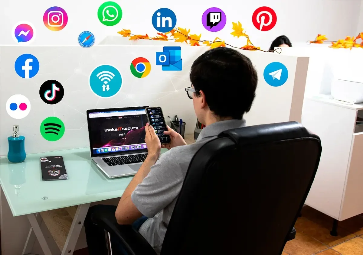 Evitar el clickbait ayuda a fomentar una cultura de verificación en los más jóvenes.