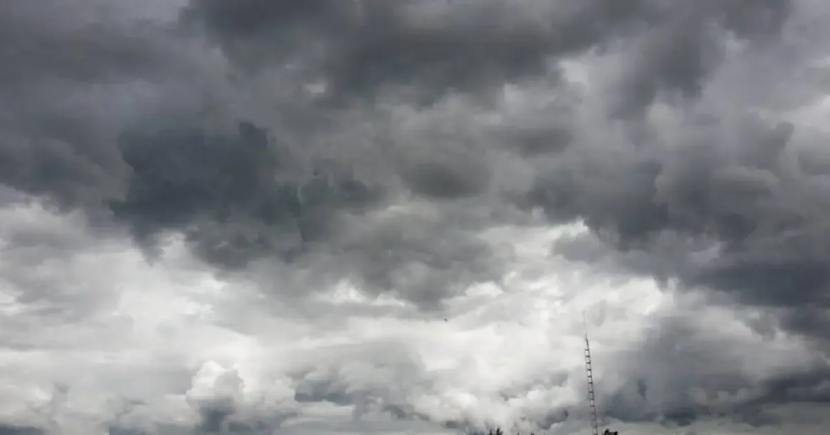 Este 30 de junio, el clima en Tamaulipas presenta lluvias fuertes y temperaturas elevadas en diversas localidades.