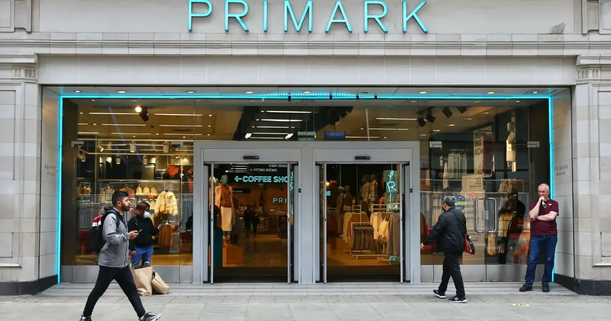 La entrada de Primark al mercado mexicano presenta un nuevo reto para Suburbia, que enfrenta una caída en ventas.