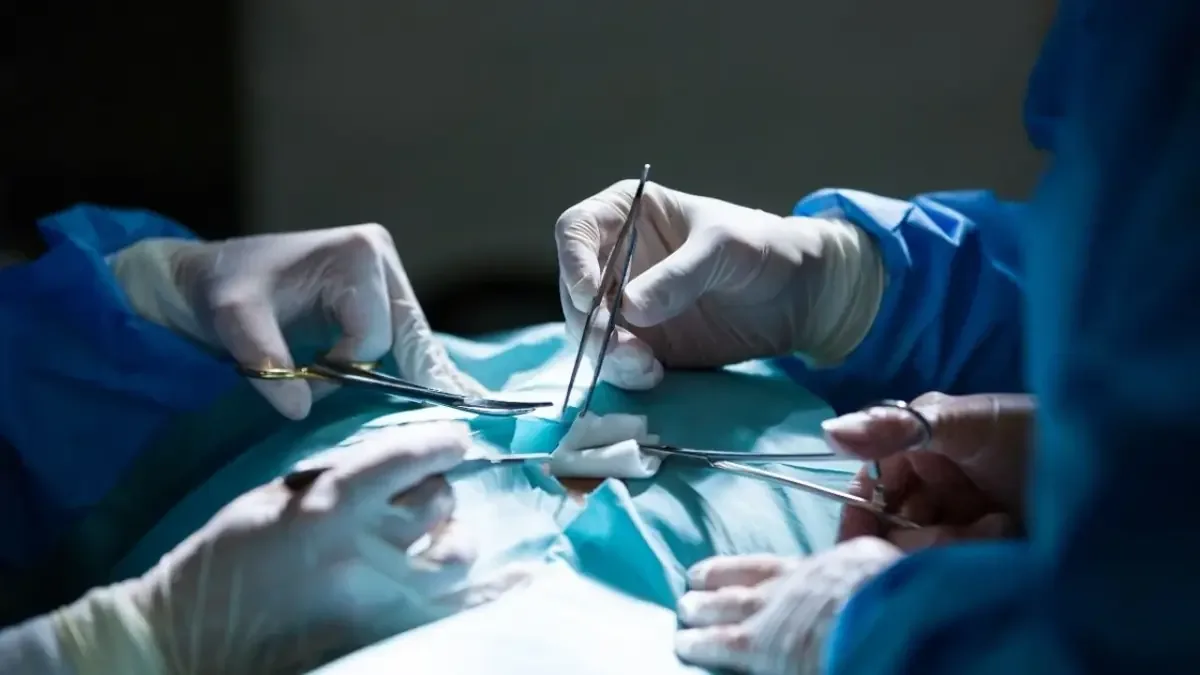 La nueva técnica de miniesternotomía mejora la atención cardiovascular en el sector público.