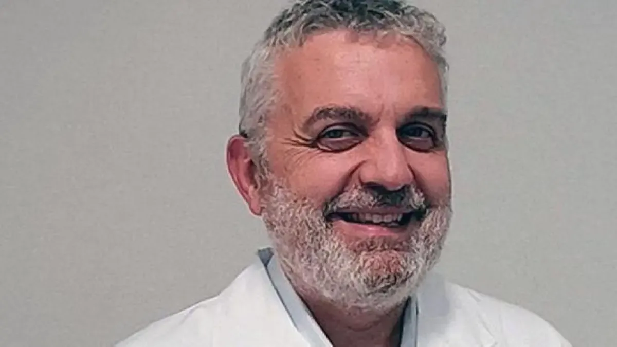 El digestólogo Xavier Aldeguer aborda los efectos del calor y los cambios de hábito en la salud digestiva.
