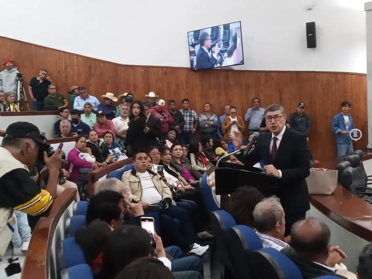 La conferencia analizó la evolución de derechos agrarios en el marco del bicentenario de la Constitución local.