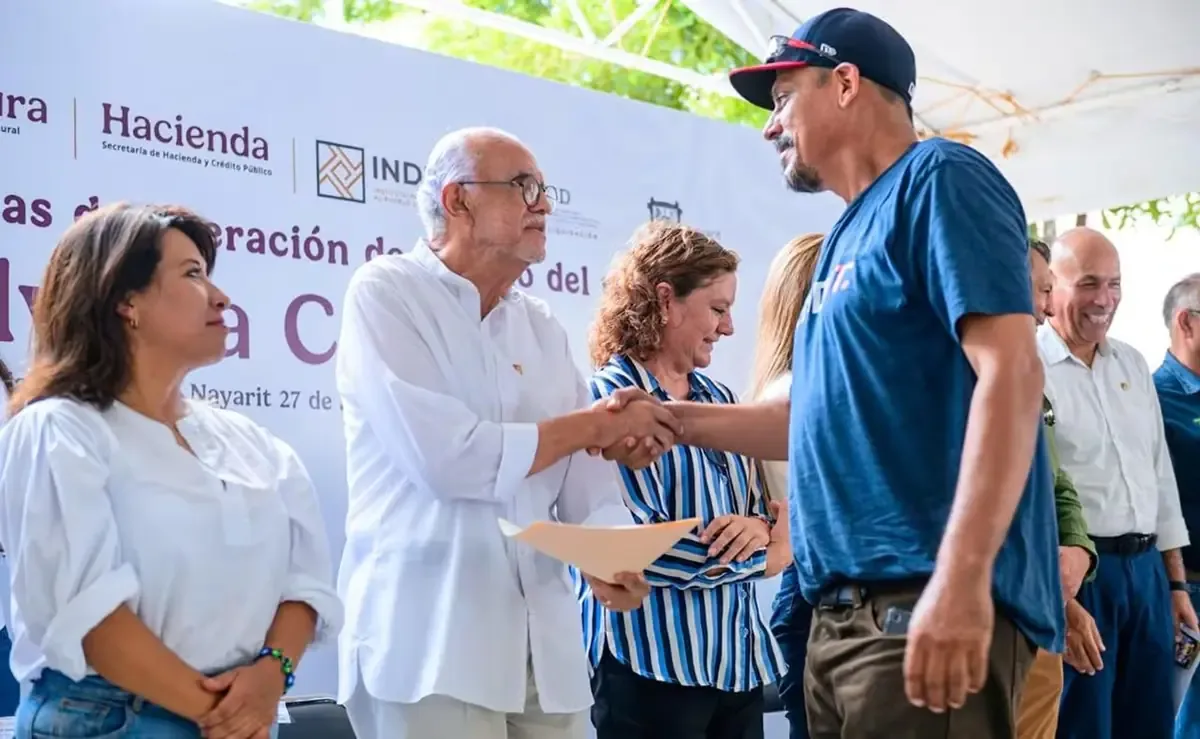 Estrategia “Volver a Crecer” permitirá a pequeños productores recuperar financiamientos.