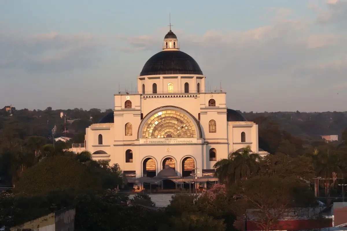 La distinción resalta el compromiso del profesor con la enseñanza del guaraní en Corrientes.