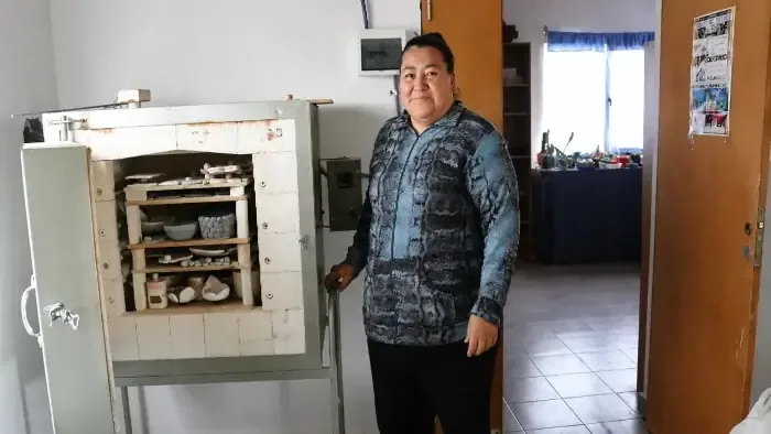 La iniciativa de Río Negro busca fomentar la formación y mejorar el equipamiento en comunidades locales.