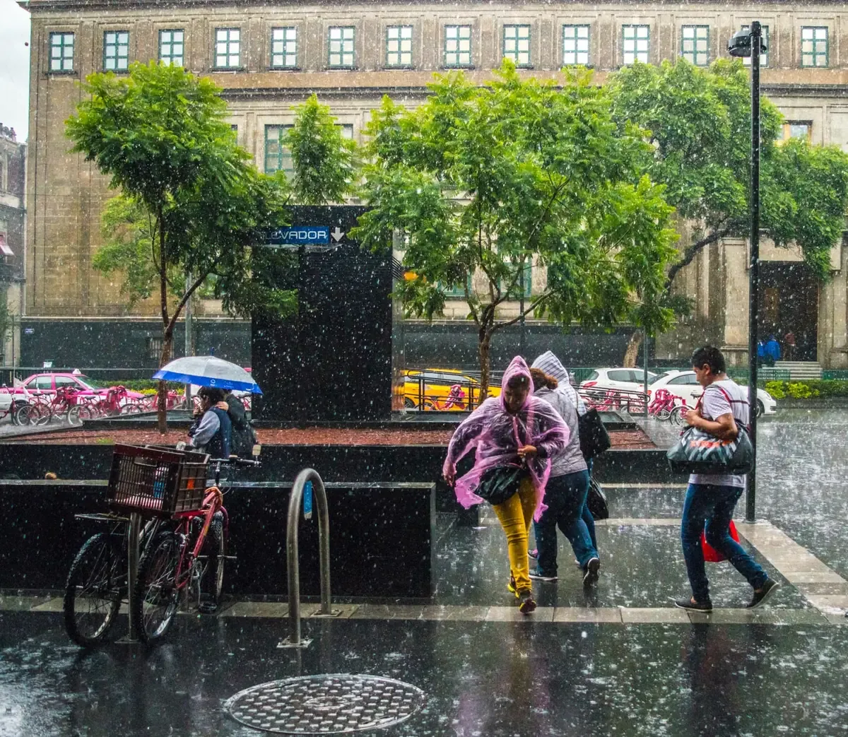 La CEPC de Chihuahua advierte sobre la posibilidad de lluvias y vientos intensos.