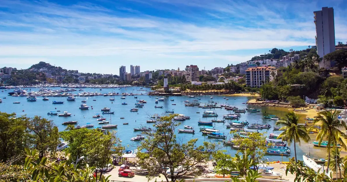 Importante conocer las condiciones climáticas antes de salir para disfrutar el día en Acapulco.
