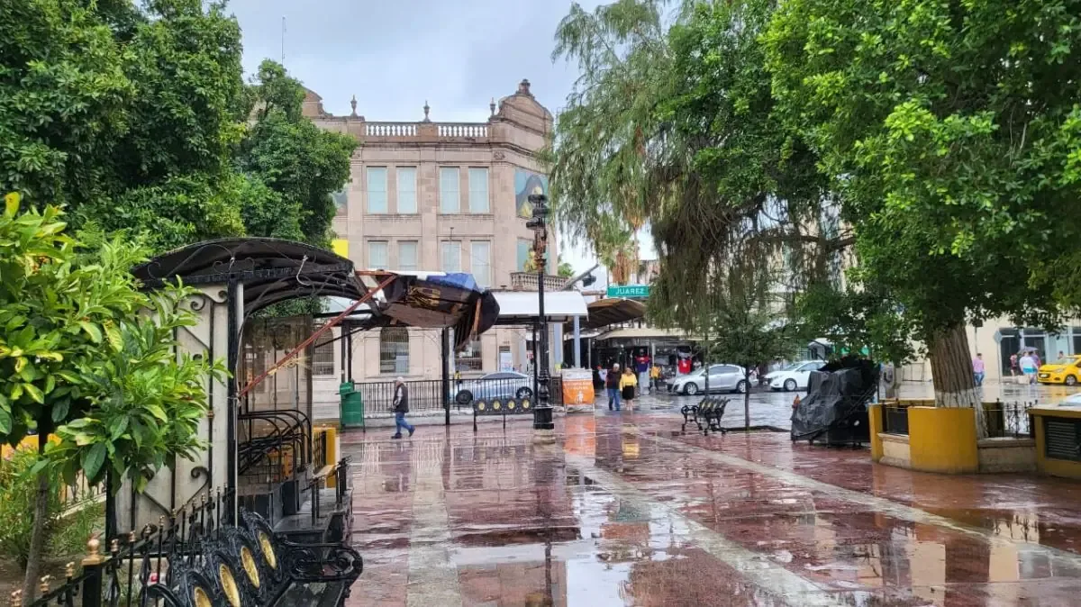 Se esperan lluvias y descargas eléctricas en varias regiones de Coahuila.