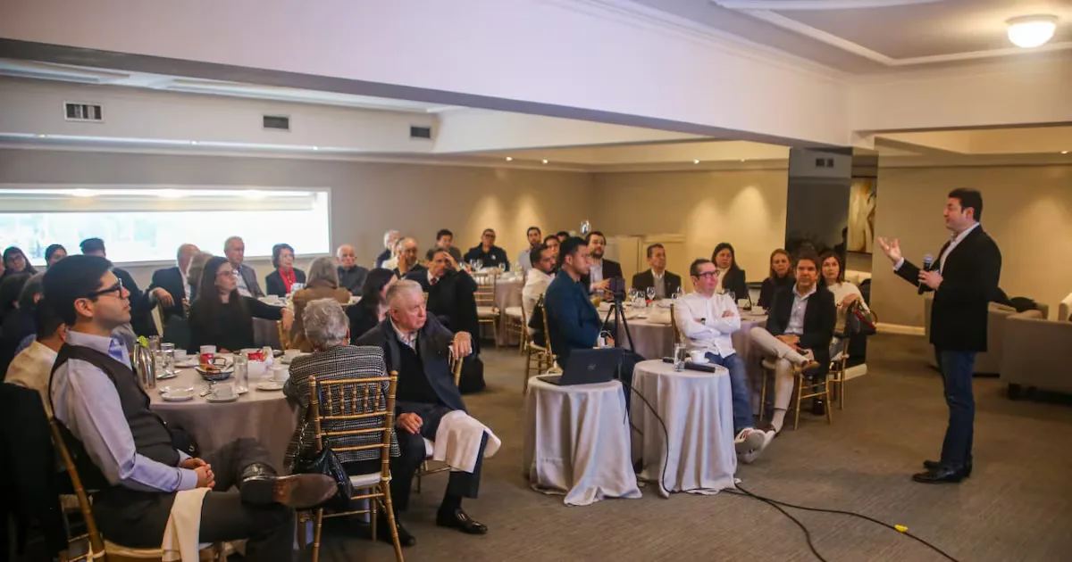 Propuestas de infraestructura para el crecimiento urbano en Nuevo León.
