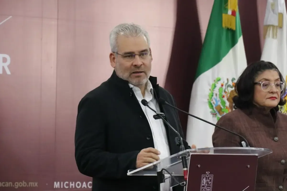 La tormenta Polo, ya con categoría de huracán, requiere monitoreo constante en la costa michoacana.