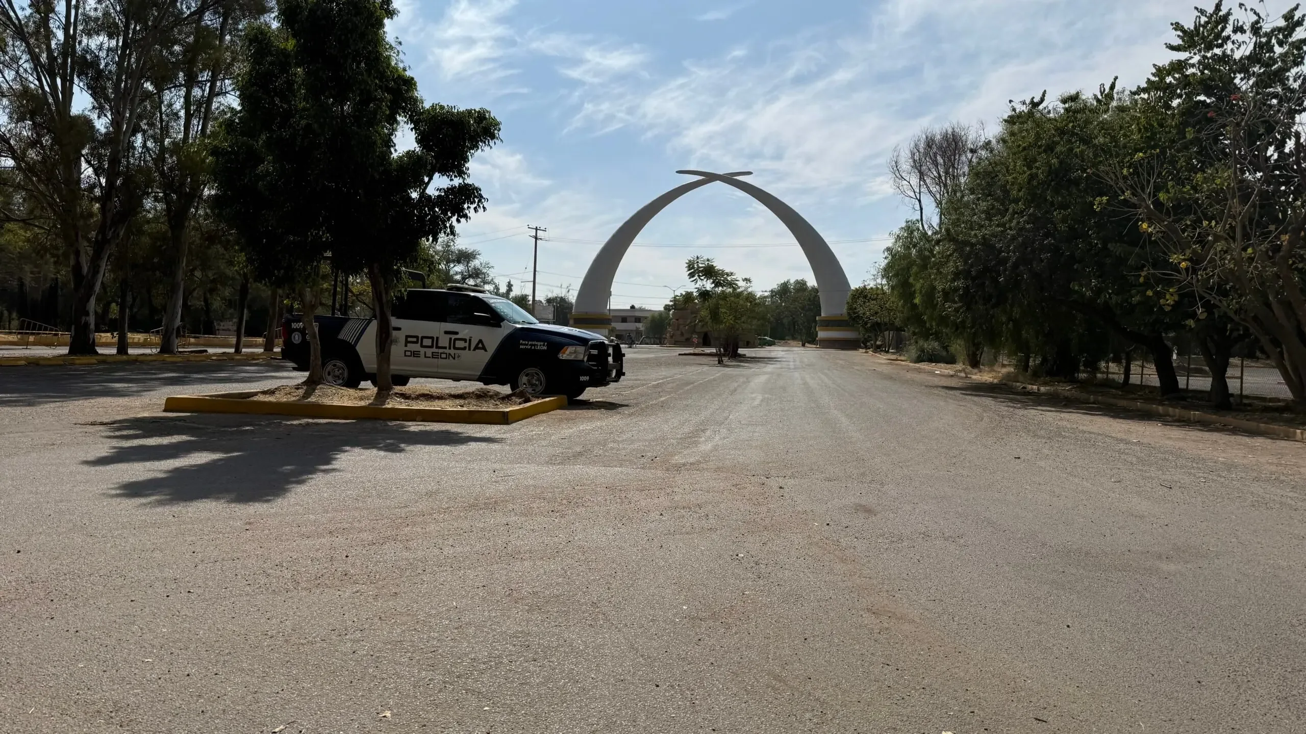 Protesta de ambientalistas en las instalaciones del Zoológico de León.