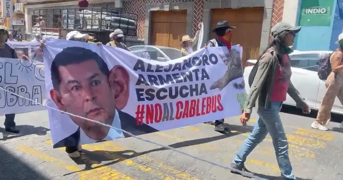 La oposición al Cablebús en Puebla se intensifica ante acusaciones de agresiones y represión.