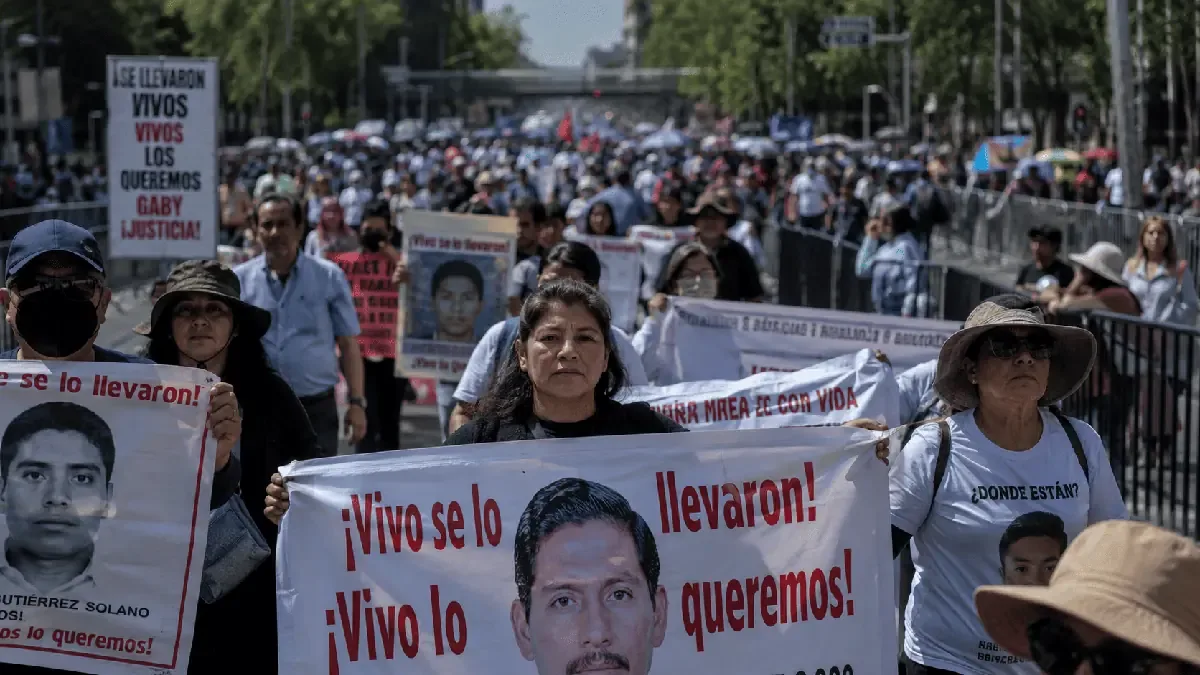 Distintos colectivos sociales expresan demandas durante el evento de la Copa Mundial FIFA 2026.