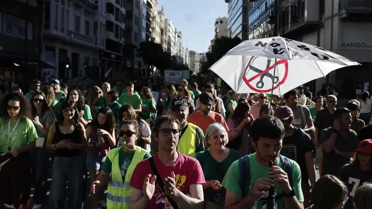 La semana inicia con sindicatos y el Consell buscando soluciones tras manifestaciones masivas.