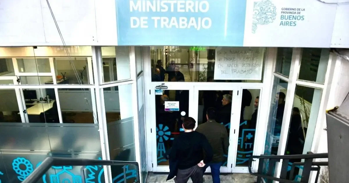 La medida se divide en dos etapas y busca incluir nuevas negociaciones en septiembre.
