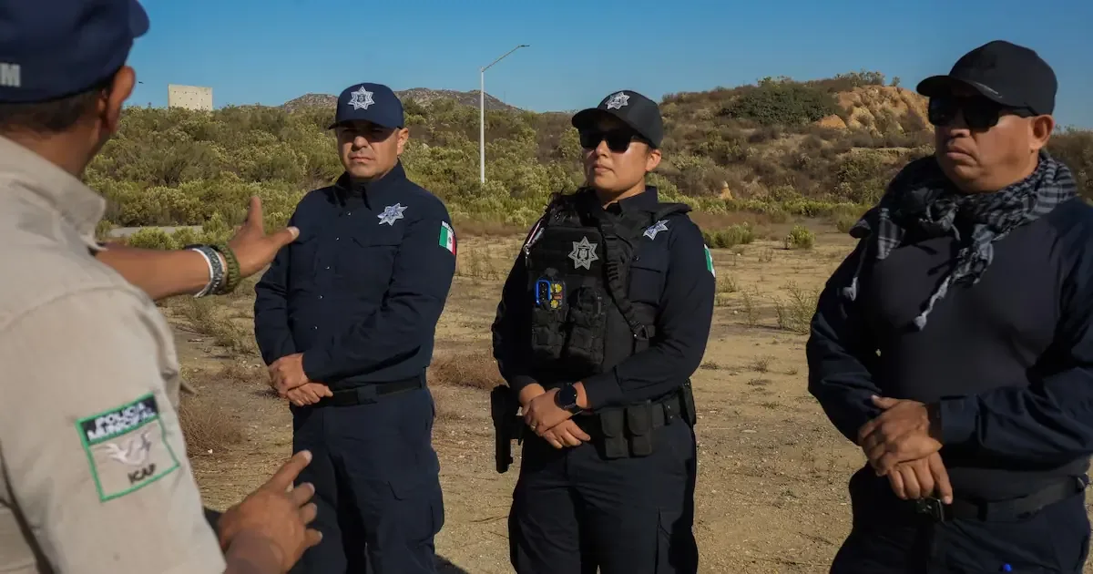 La iniciativa busca garantizar acceso a vivienda digna para policías en México.