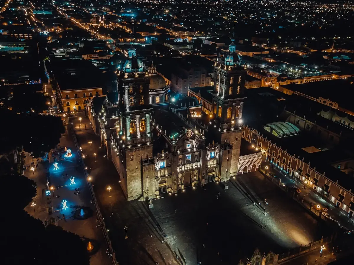 Los ciudadanos pueden utilizar varias plataformas para informar sobre fallas en infraestructura y servicios públicos.