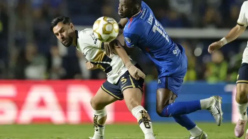 La controversia por el arbitraje marca el camino hacia la final decisiva del torneo.
