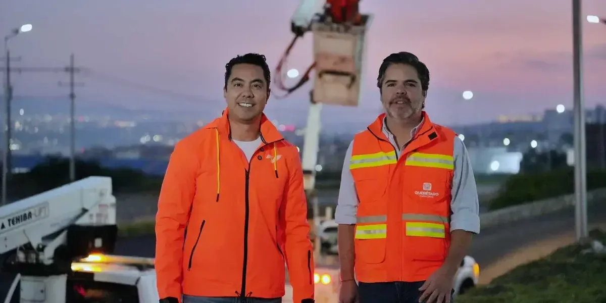La instalación de estas luminarias busca incrementar la seguridad y eficiencia energética en la región.