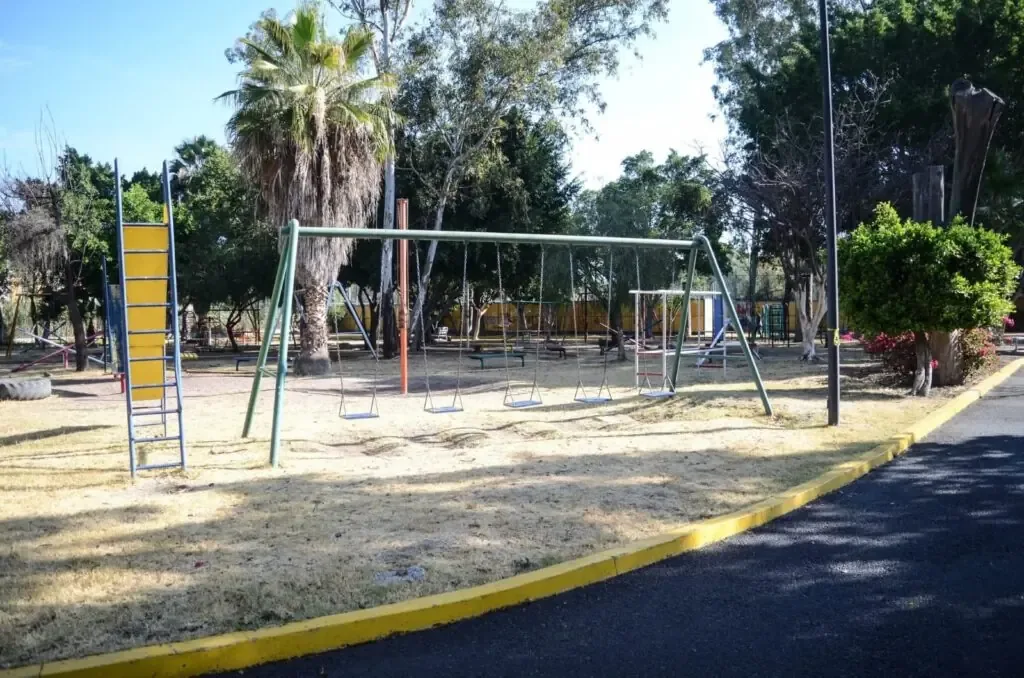 Querétaro impulsará labores de mantenimiento en espacios verdes para mejorar la calidad del parque.