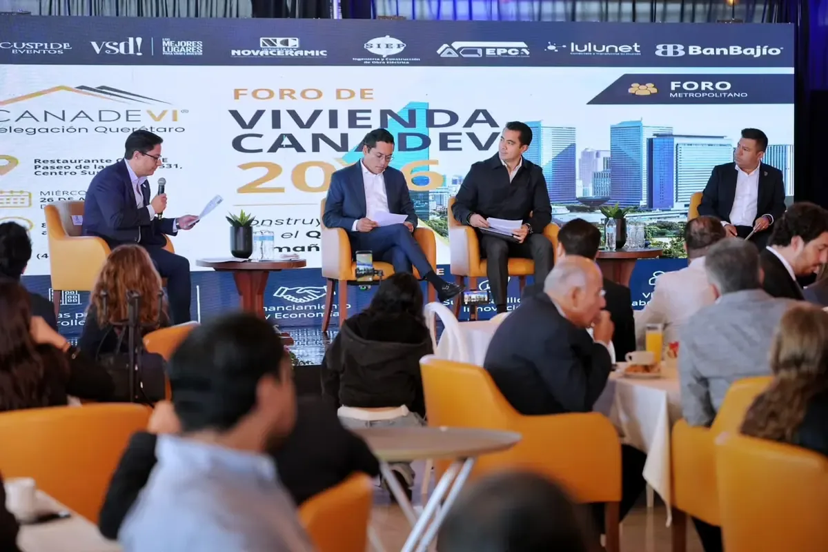 El alcalde de Querétaro resalta la colaboración metropolitana en el desarrollo de vivienda e infraestructura.