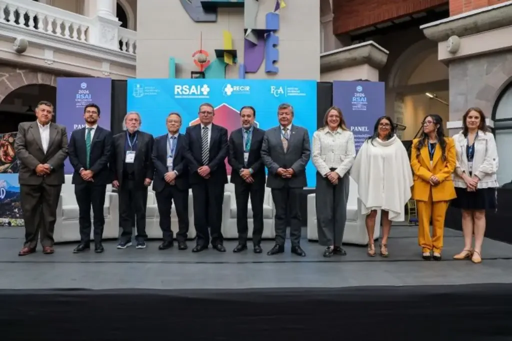 Investigadores y expertos analizan estrategias para ciudades resilientes y sostenibles.