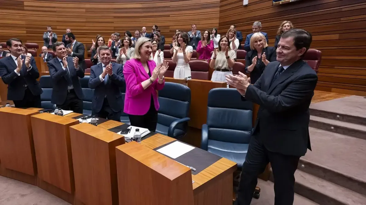 La reelección de Fernández Mañueco inicia una nueva legislatura en Castilla y León.