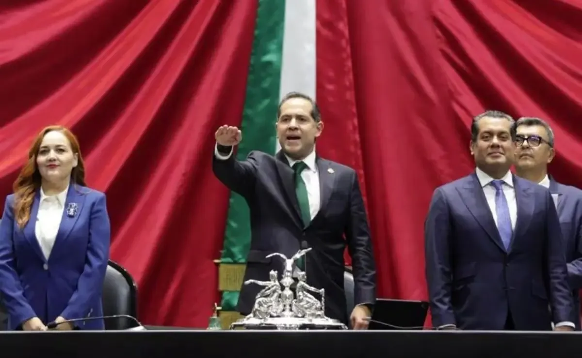 El nuevo presidente busca recuperar la confianza ciudadana y fomentar el respeto entre partidos.