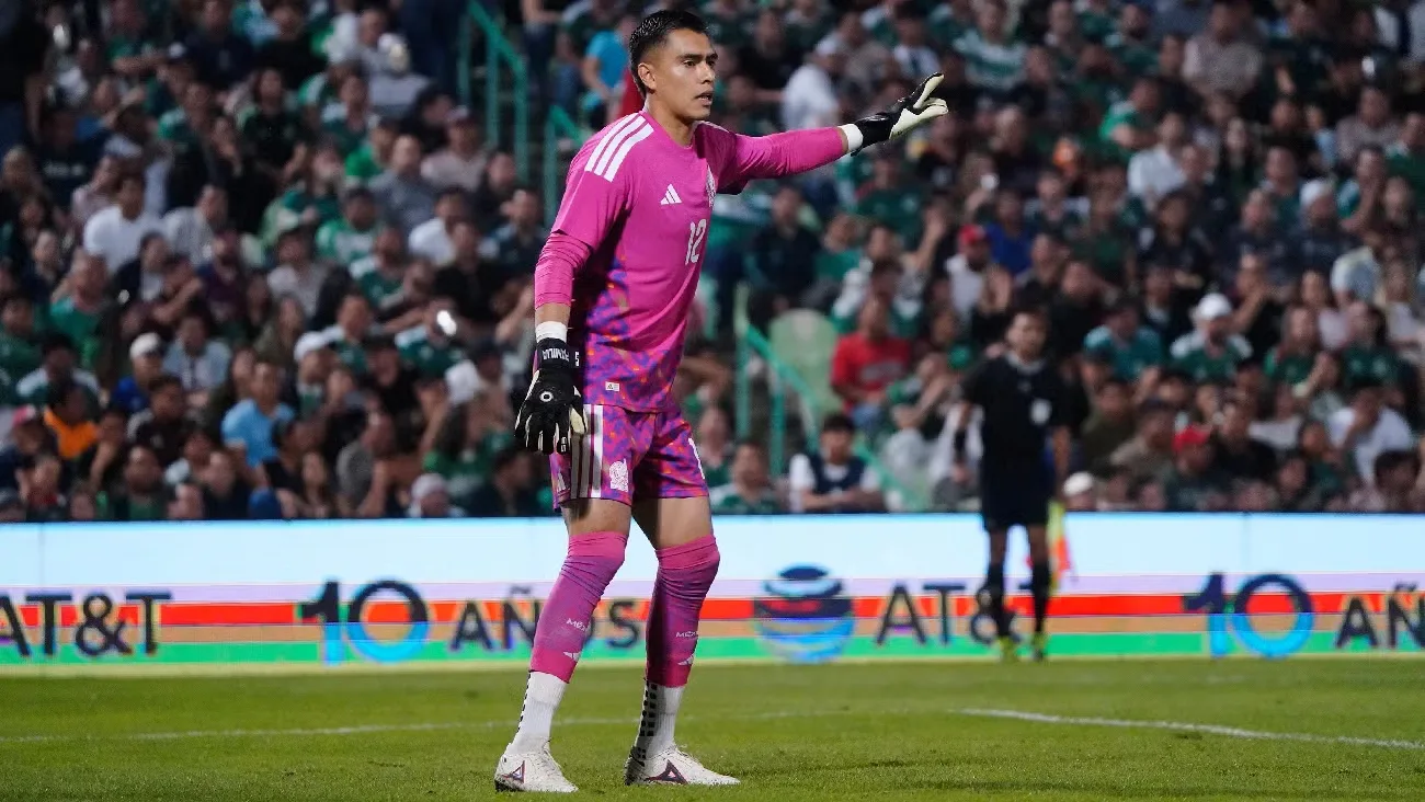Raúl Rangel, arquero titular de la Selección Mexicana ante Bolivia.