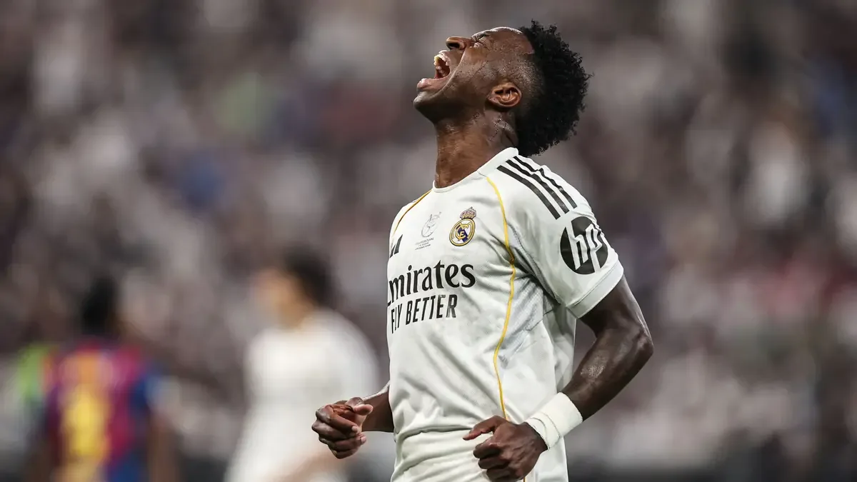 El fichaje de Yan Diomandé por el Real Madrid desencadena cambios en la plantilla y el futuro de Vinícius Júnior.