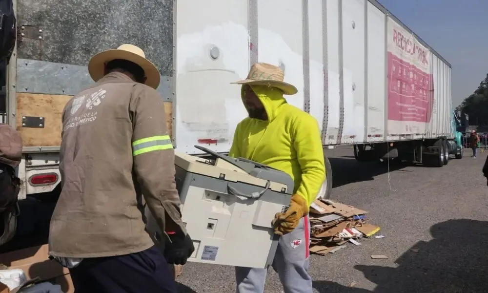 Aprender a reciclar correctamente aparatos electrónicos es clave para el medio ambiente.