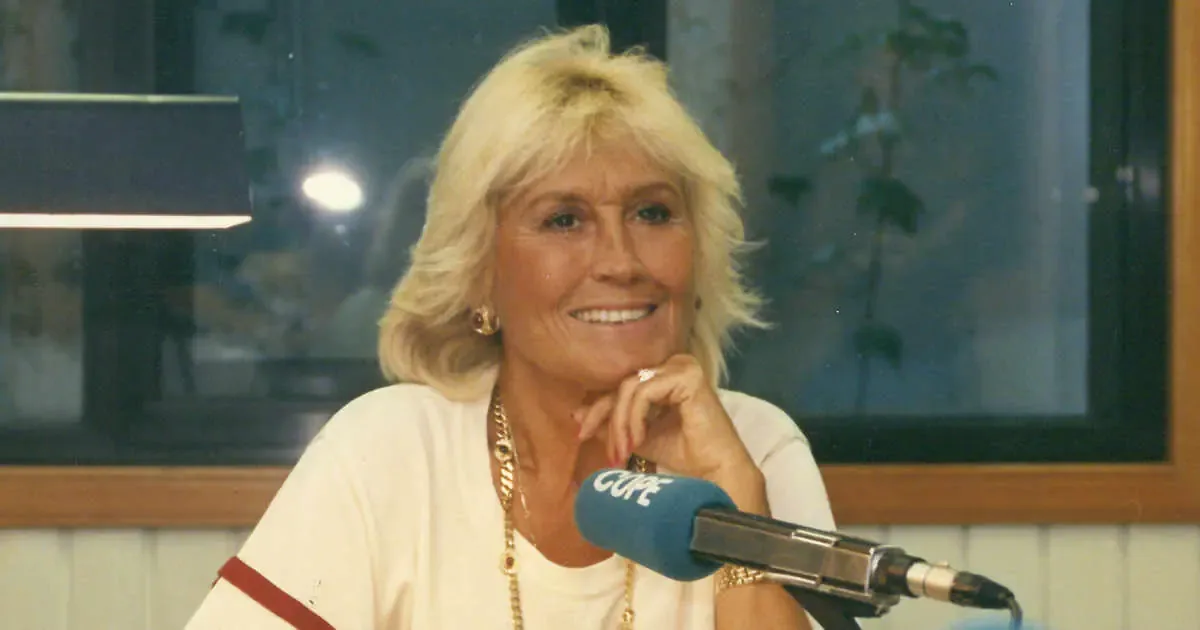 Recordamos la influencia de Encarna Sánchez, pionera de la radio en España, a tres décadas de su fallecimiento.