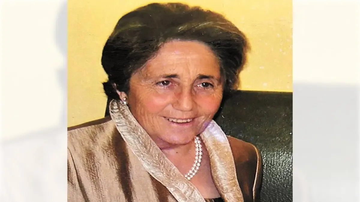 La comunidad de Murillo el Fruto despide a la “Señorita Rosario”, maestra entrañable de varias generaciones.