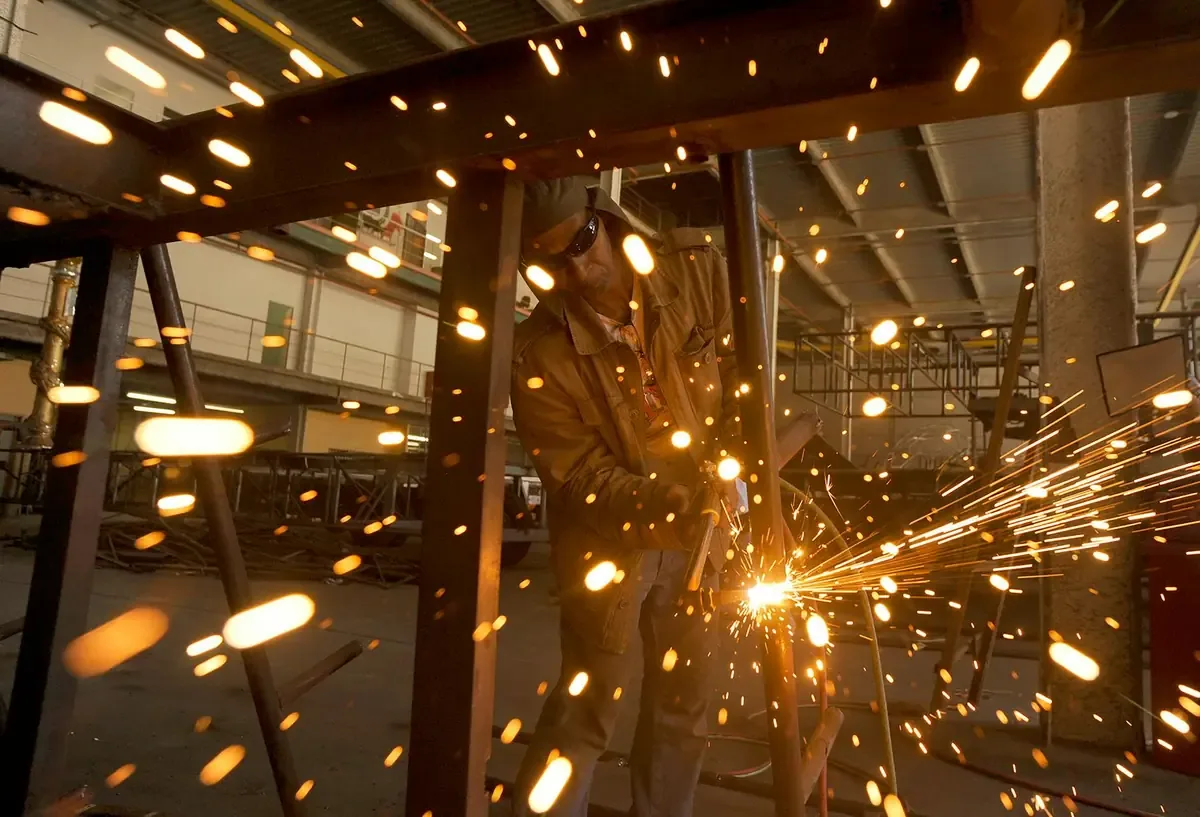 La nueva infraestructura beneficiará a estudiantes y docentes de la Facultad de Metalurgia.