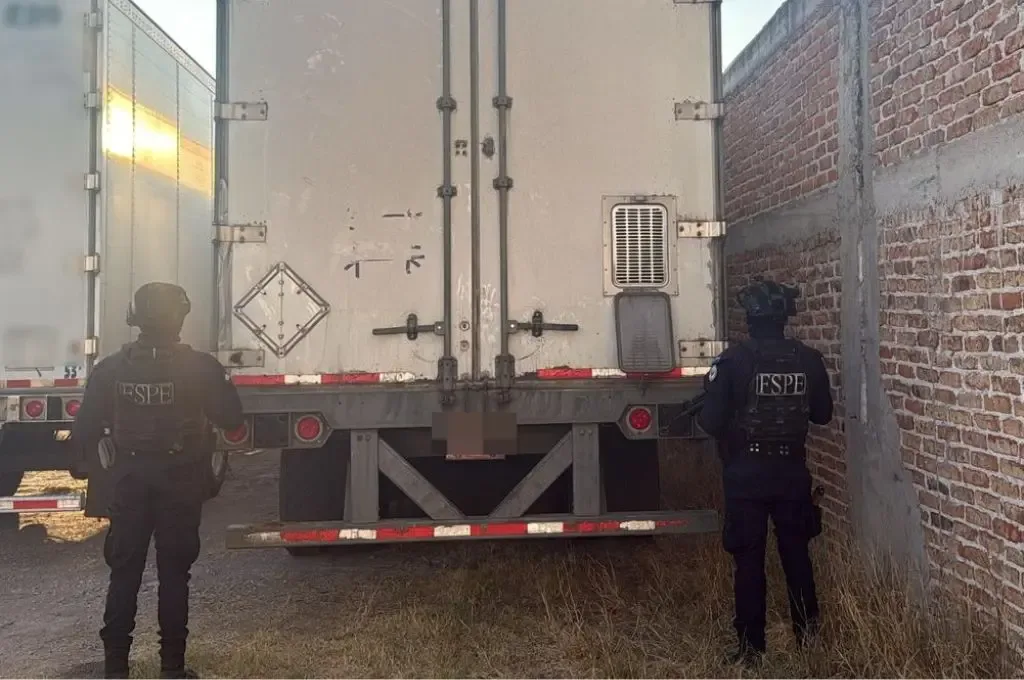 Recuperación de mercancía robada en operativo en Jalisco.