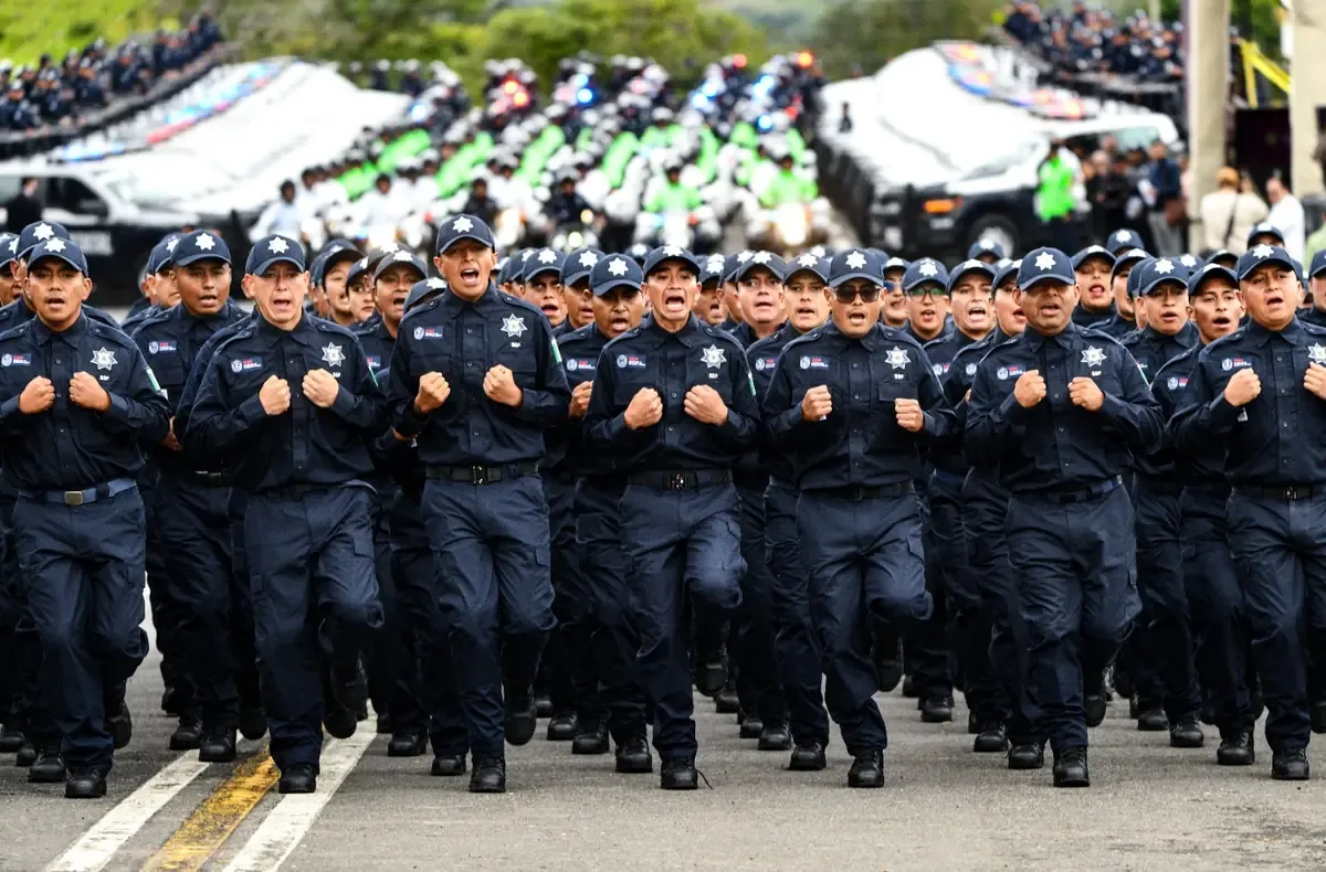 La gobernadora de Veracruz alerta sobre campañas de desprestigio hacia la policía estatal.