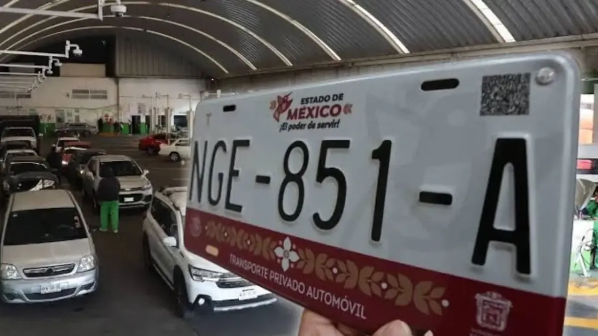 Los automovilistas deben realizar el reemplacamiento para evitar sanciones y mejorar la seguridad vial.