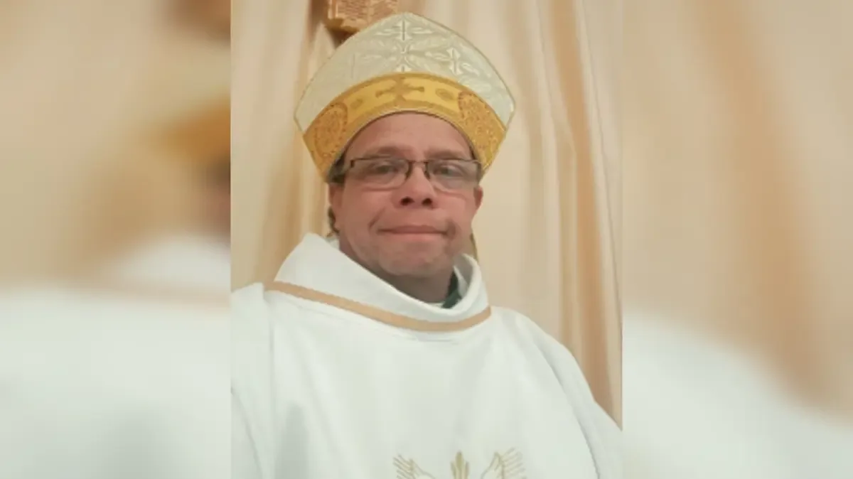 La parábola de los obreros en la viña resalta la misericordia divina.