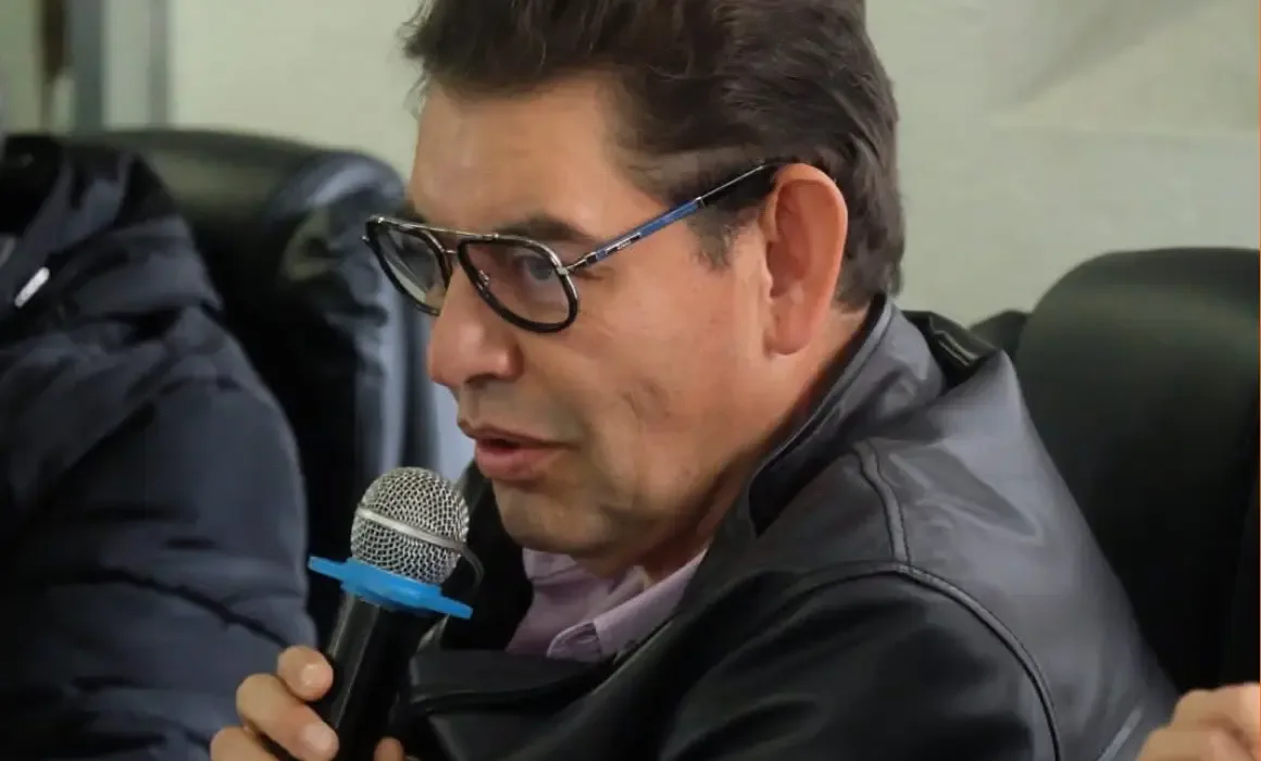Regidor independiente denuncia corrupción en el Ayuntamiento de Tula de Allende.