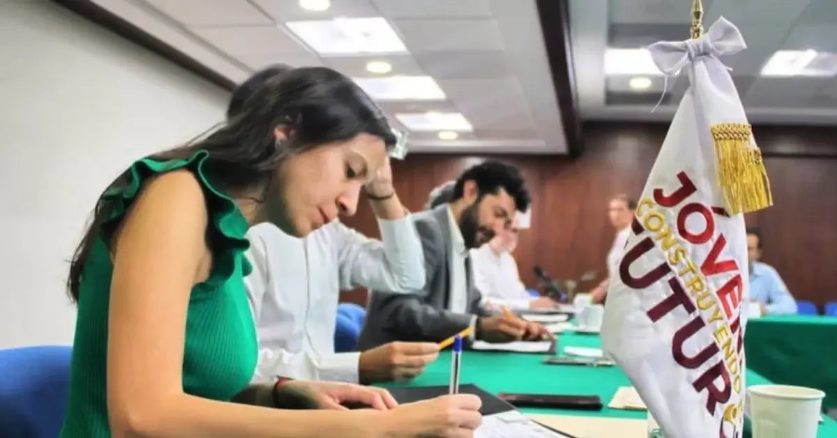 Conoce cómo inscribirte al programa de apoyos económicos para jóvenes en agosto de 2026.