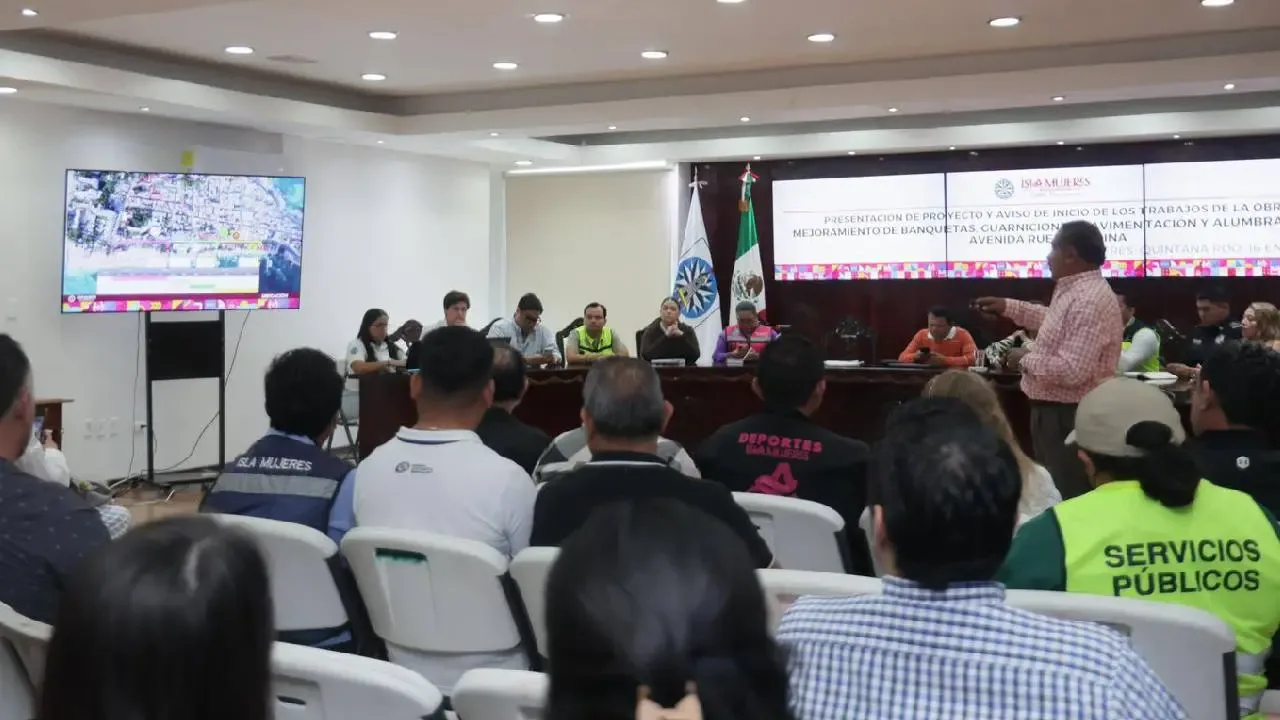 Rehabilitación de la avenida Rueda Medina para mejorar la movilidad en Isla Mujeres.