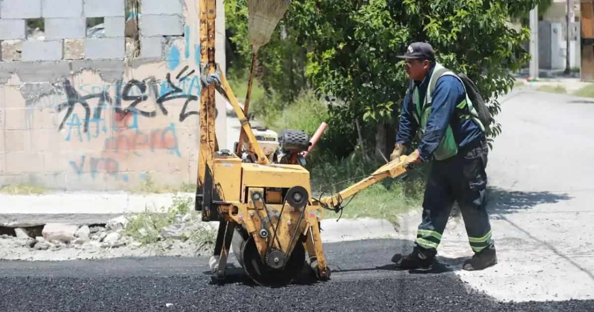El Ayuntamiento mejora vías en Morelos y Santa Bárbara para seguridad vial.