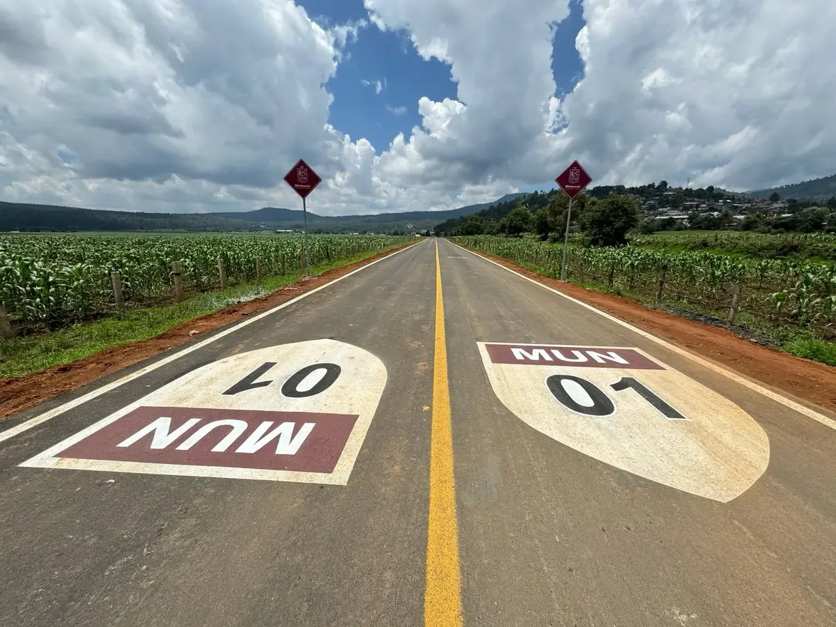 La mejora en la red vial de Michoacán impulsa el desarrollo económico y la seguridad en los traslados.