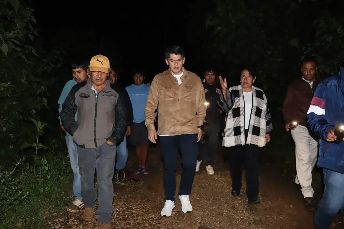 La rehabilitación del camino mejorará la movilidad en la comunidad de San Felipe de los Alzati.