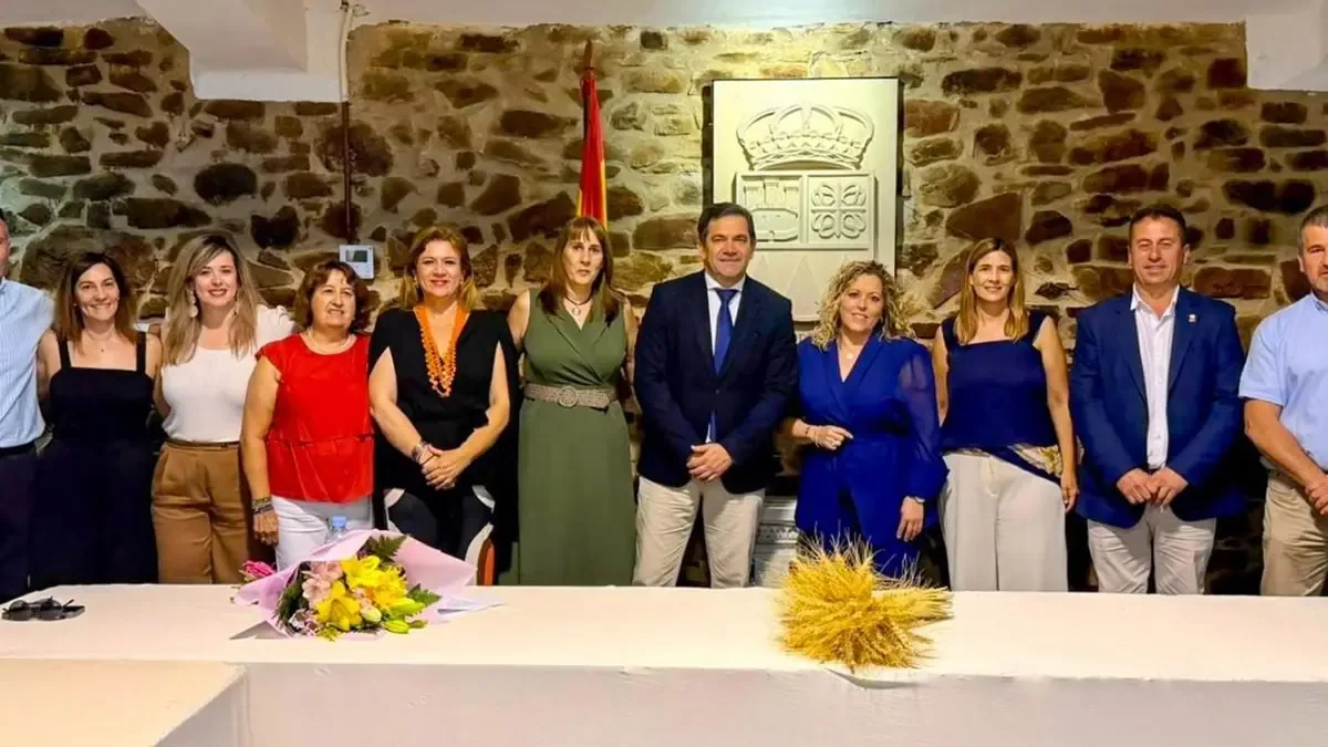 El Partido Popular asume la alcaldía tras tres años de gobernanza de Vox.
