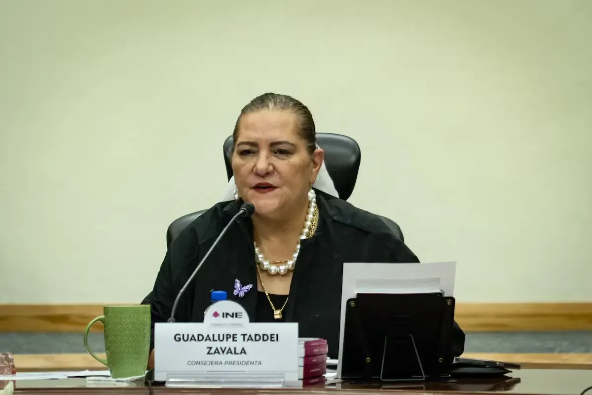 La renuncia bajo acusaciones de irregularidades sacude la credibilidad del INE en la Cuarta Transformación.