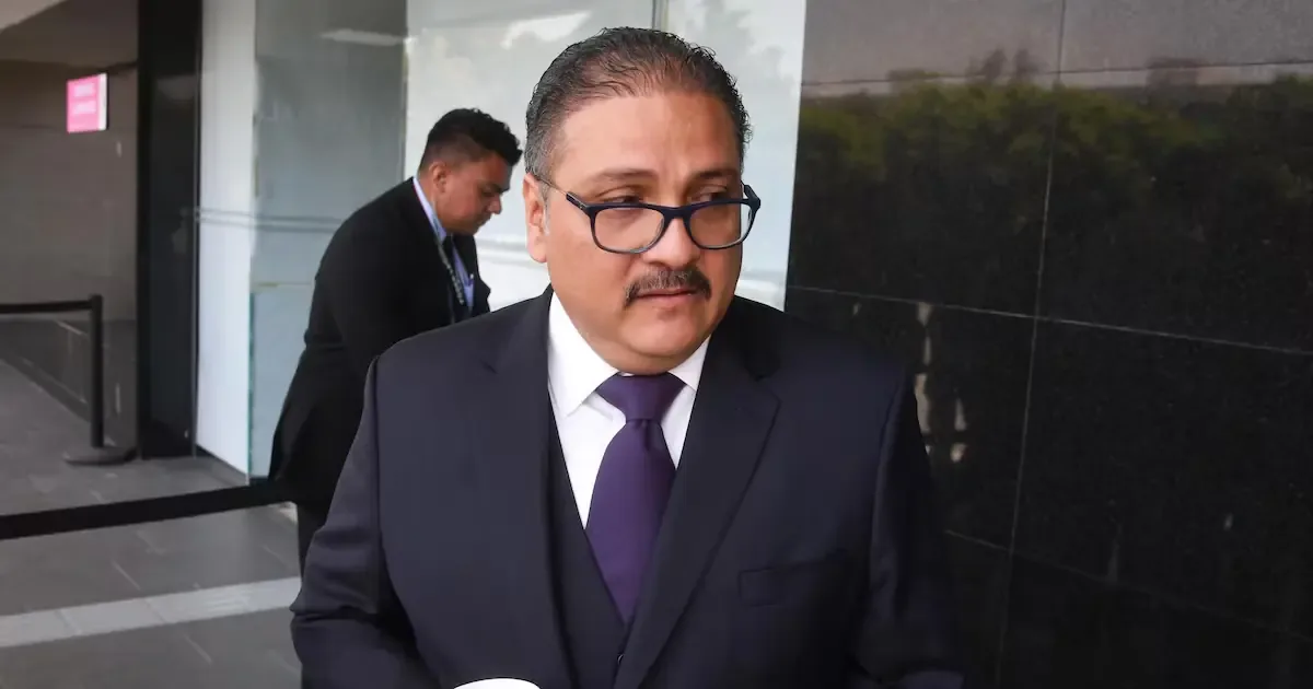 La renuncia de Taddei dispara críticas sobre funciones de su equipo en el INE.