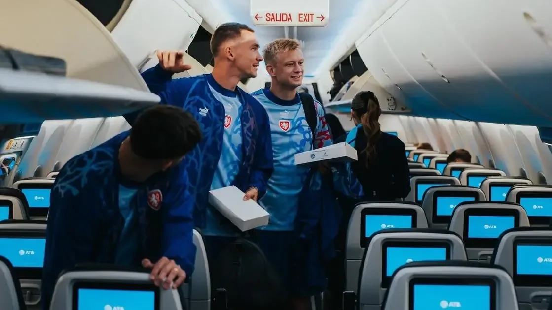 La selección checa busca adaptarse con un nuevo plan previo al duelo vital en el Mundial 2026.
